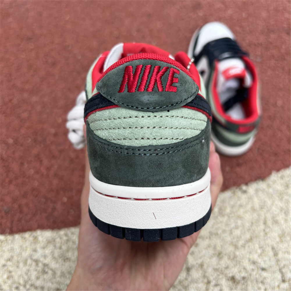 Nike Dunk Low Sneaker - DesignerGu