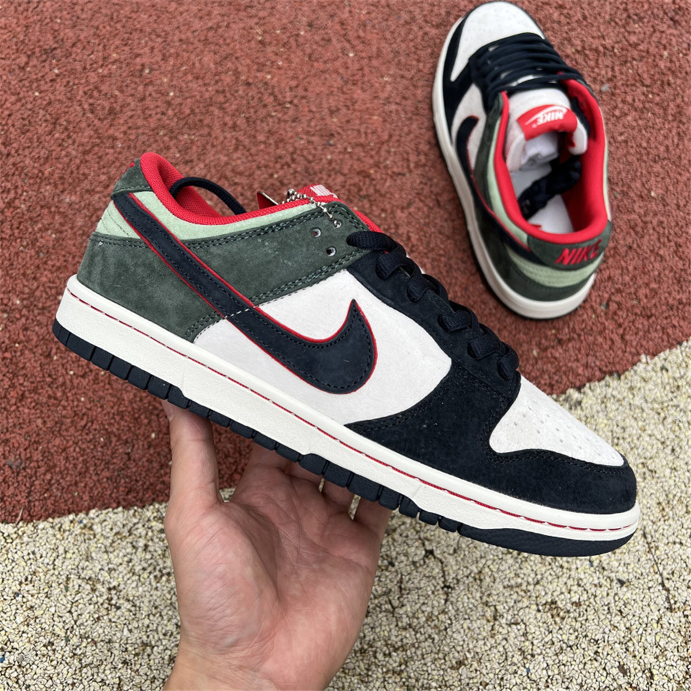 Nike Dunk Low Sneaker - DesignerGu