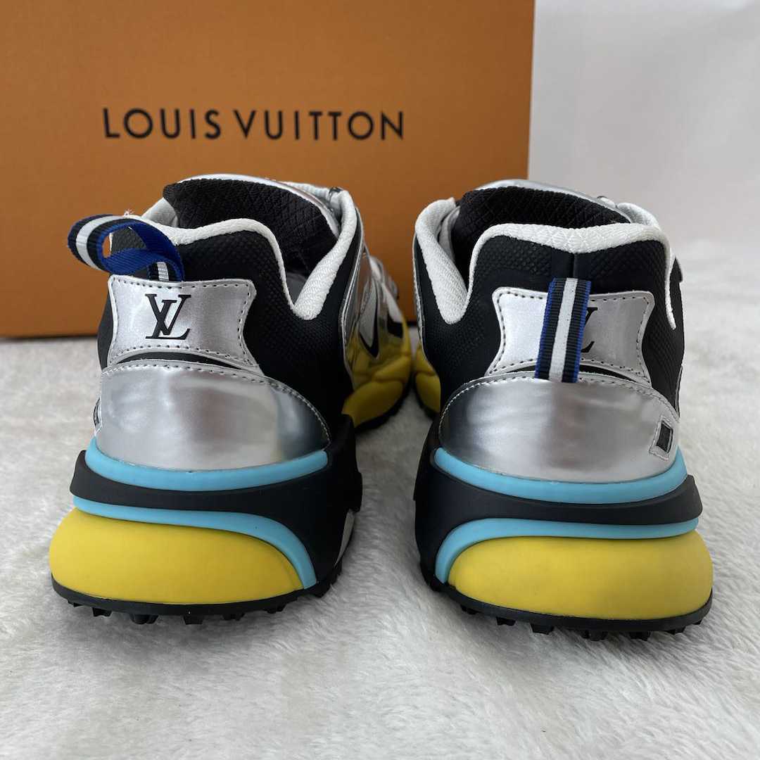 Louis Vuitton Runner Tatic Sneaker(Upon UK Size) - DesignerGu