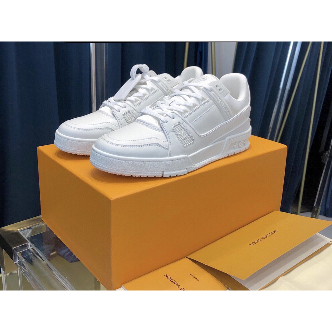 Louis Vuitton Trainer Sneaker(Upon UK Size) - DesignerGu