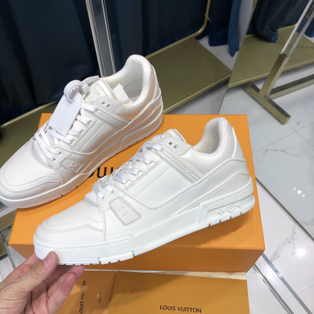 Louis Vuitton Trainer Sneaker(Upon UK Size) - DesignerGu