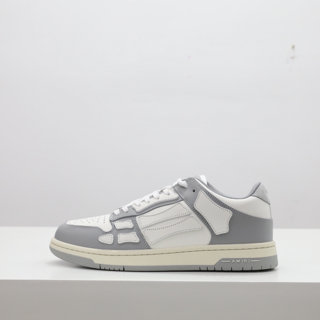 Amiri Skel-Top Low Sneaker Grey/White - DesignerGu