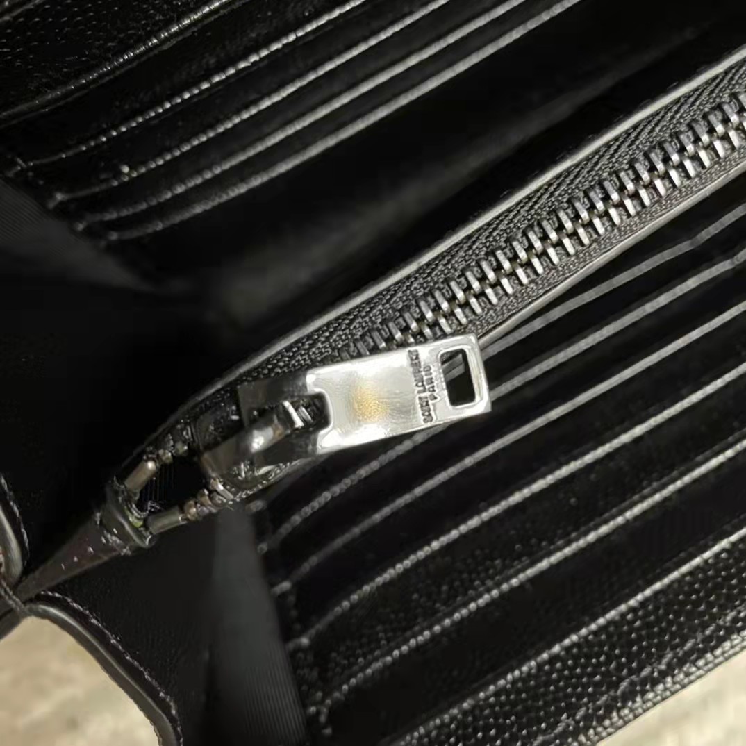 Saint Laurent Shoulder Bag - DesignerGu