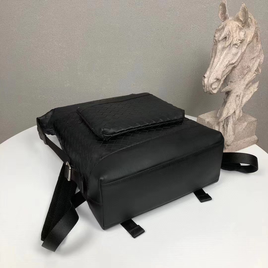 Bottega Veneta  Backpack  - DesignerGu