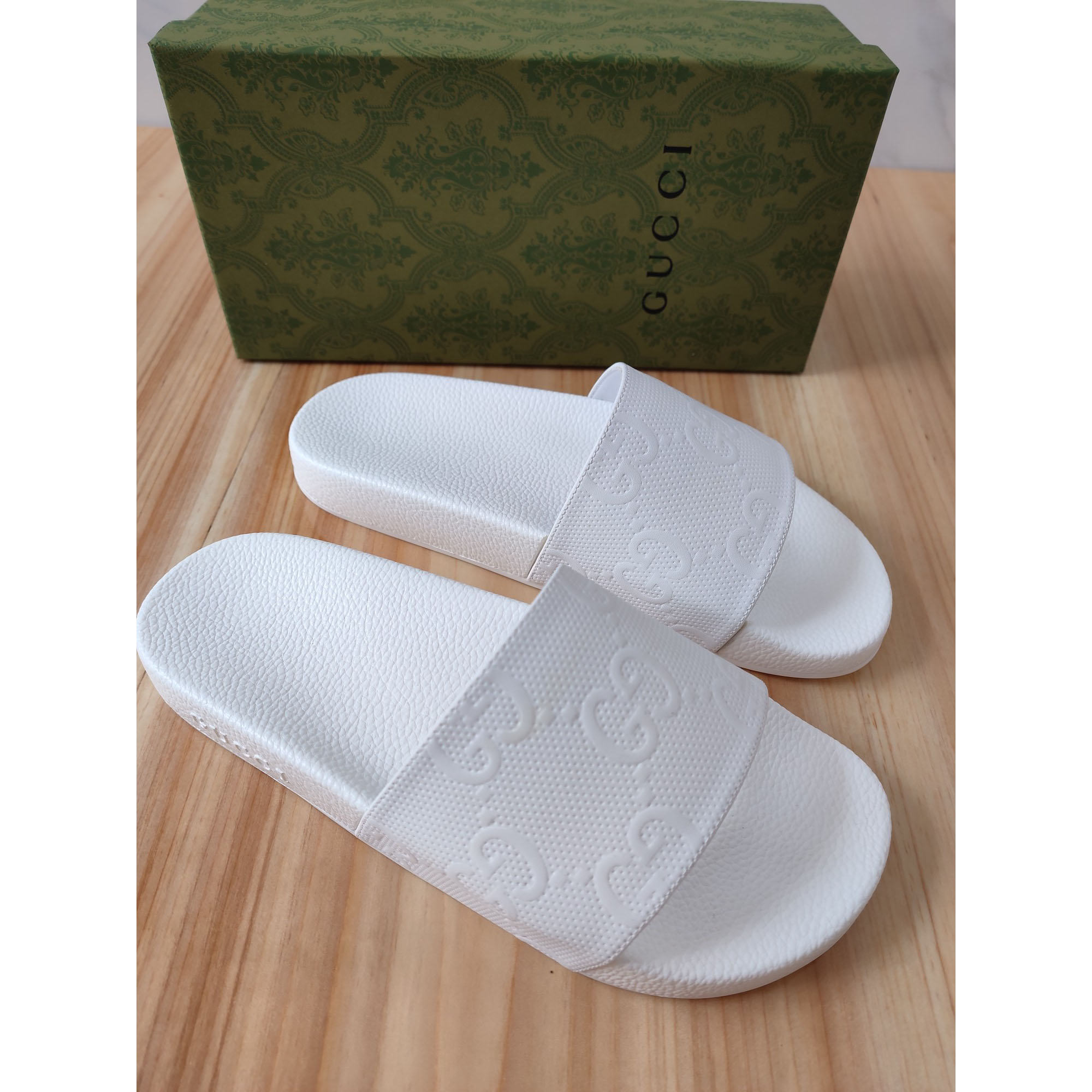 Gucci Logo Rubber Slide Sandal In White - DesignerGu