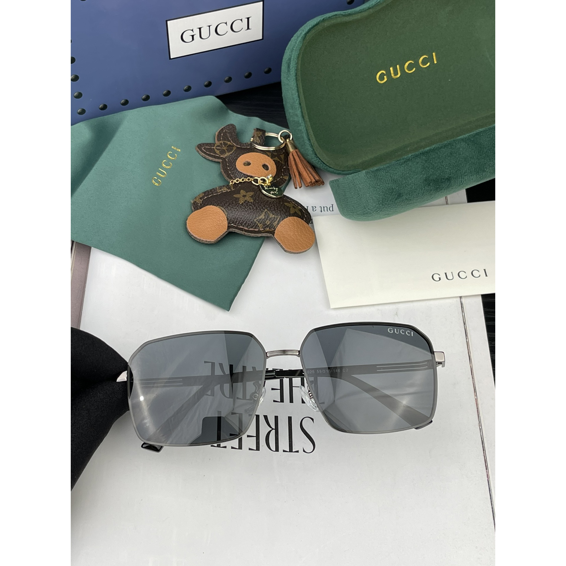 Gucci Sunglasses - DesignerGu