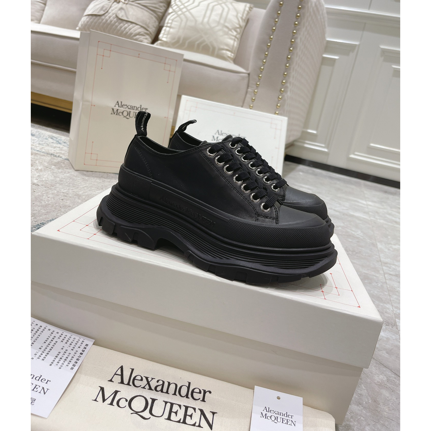 Alexander Mqueen Tread Slick Platform Low Sneakers - DesignerGu