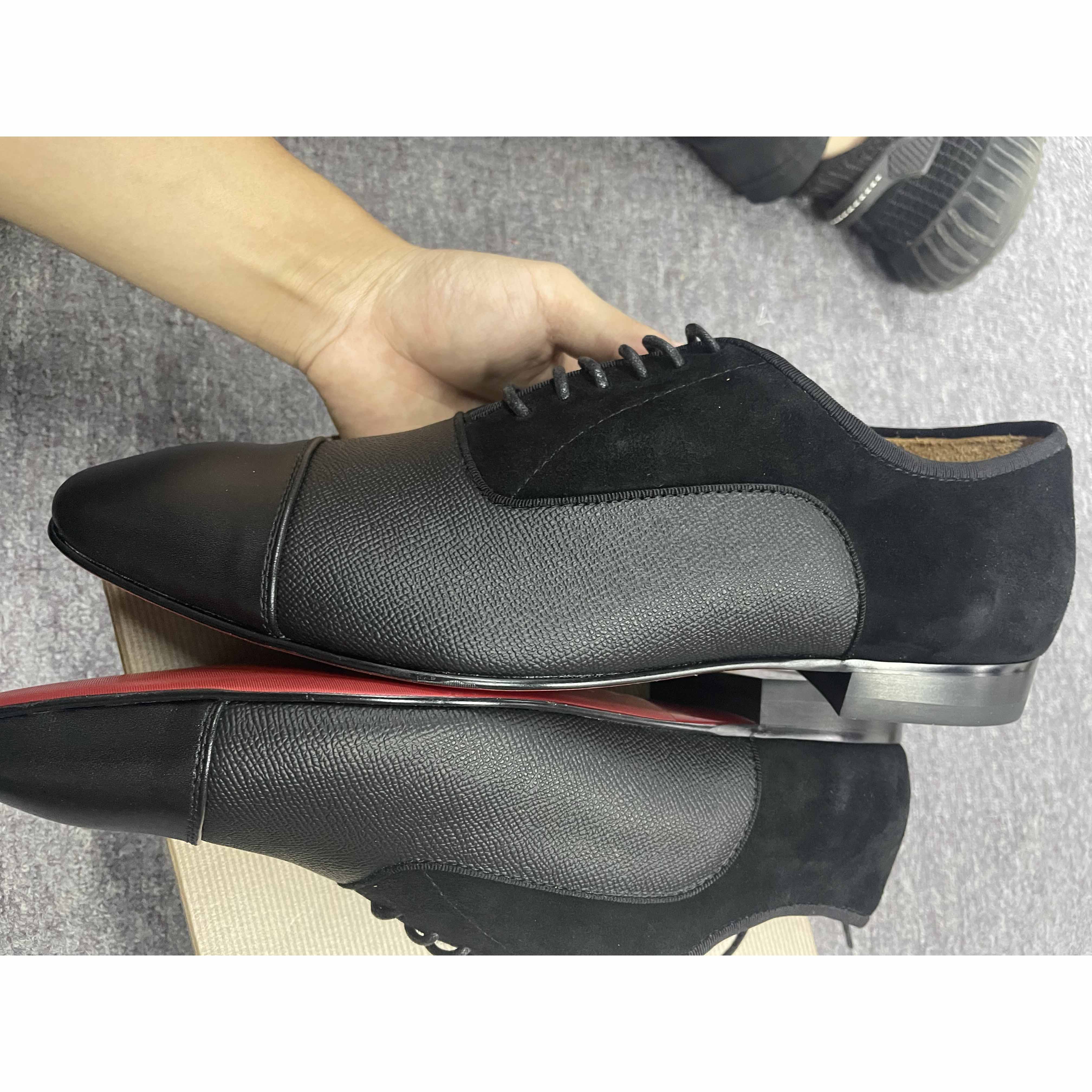 Christian Louboutin A Mile In Greggo Flat - DesignerGu