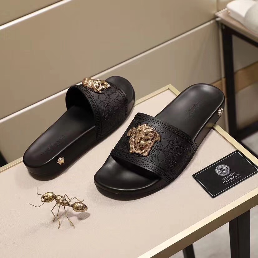 Versace Baroque Medusa Slides  - DesignerGu