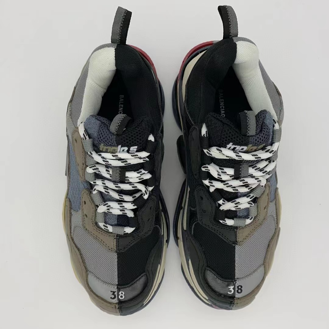 Balenciaga Triple S Sneaker  - DesignerGu