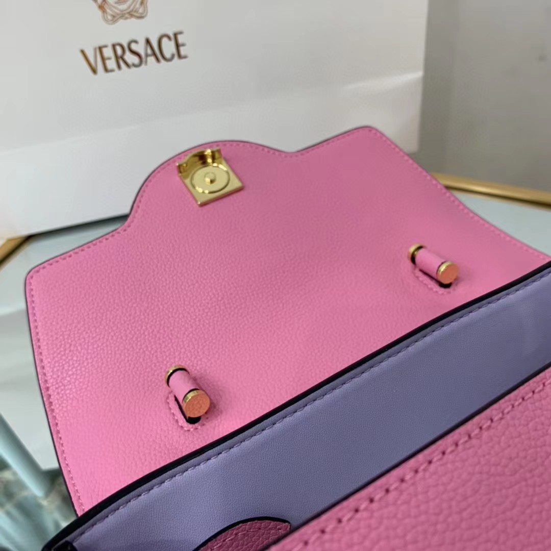  Versace  Women Shoulder Bag(25-22-15cm) - DesignerGu