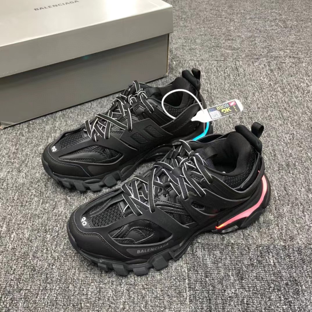 Balenciaga Tess S. Gomma Trek 3.0 LED Sneakers - DesignerGu