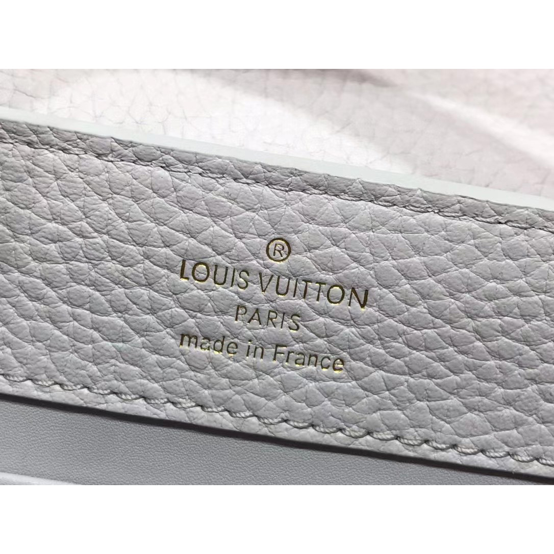 Louis Vuitton Capucines Mini Handbag (21 x 14 x 8 cm) - DesignerGu