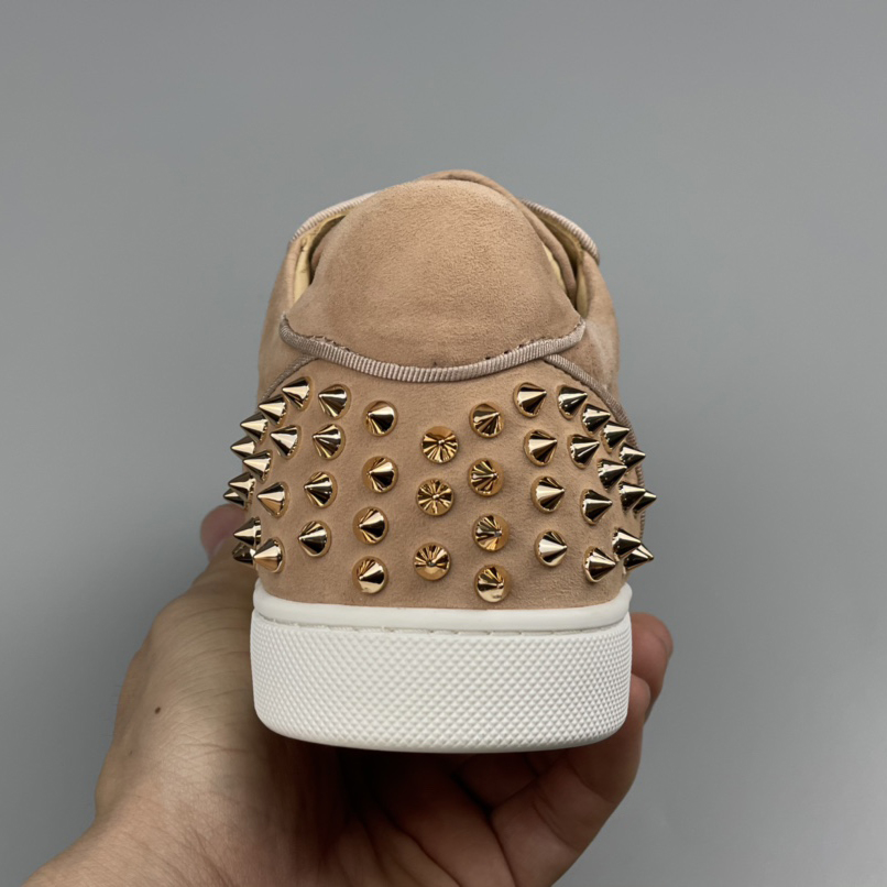 Christian Louboutin Sneaker - DesignerGu