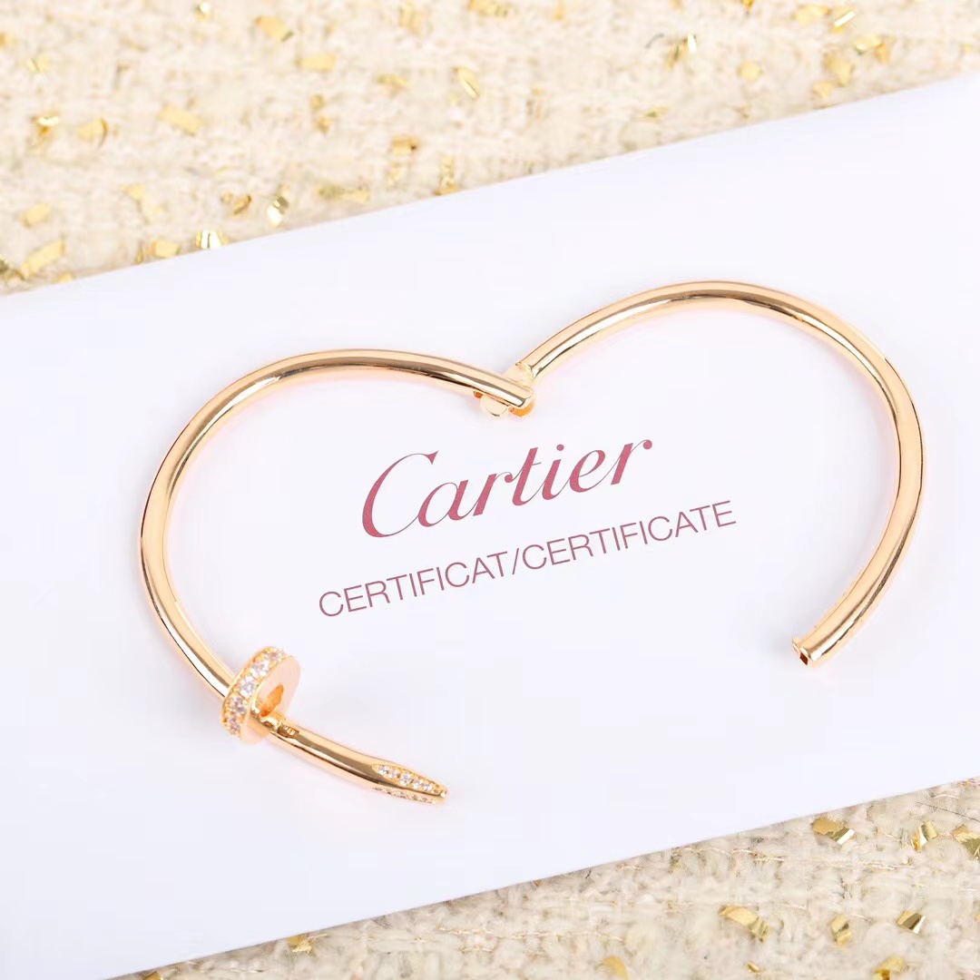 Cartier Bracelet - DesignerGu