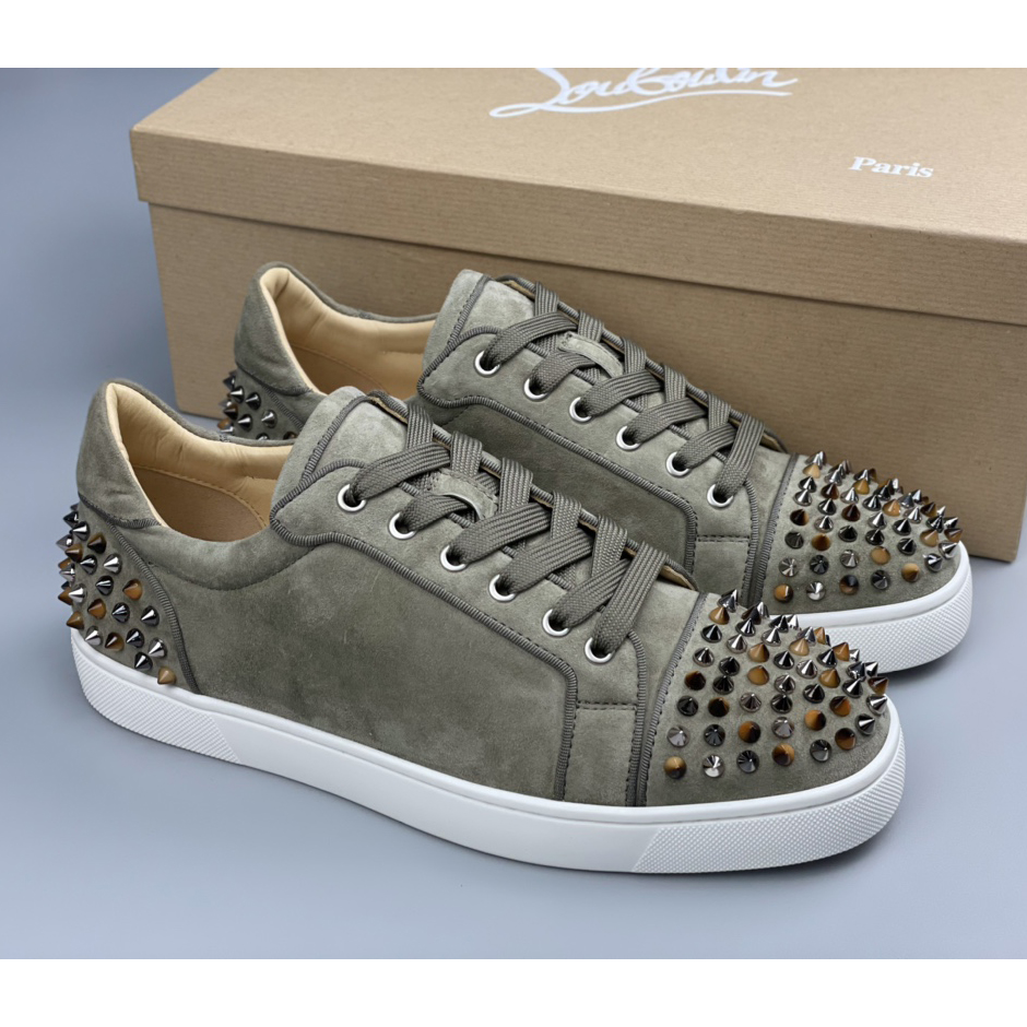 Christian Louboutin Sneaker - DesignerGu