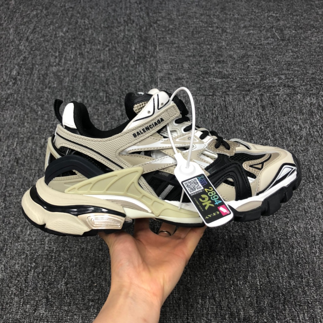 Balenciaga Track.2 Sneaker - DesignerGu