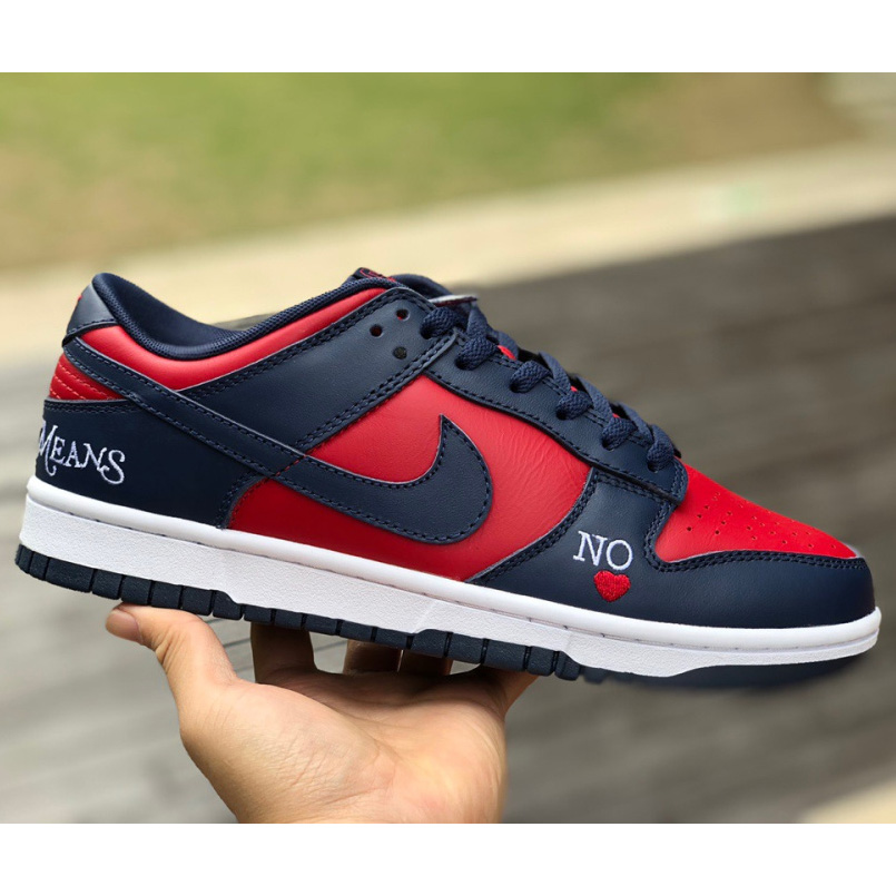 Nike x Supreme  Dunk Low Sneaker  do7412-984 - DesignerGu