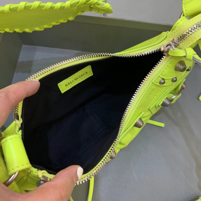 Balenciaga Le Cagole Shoulder Bag(26-12-6cm) - DesignerGu