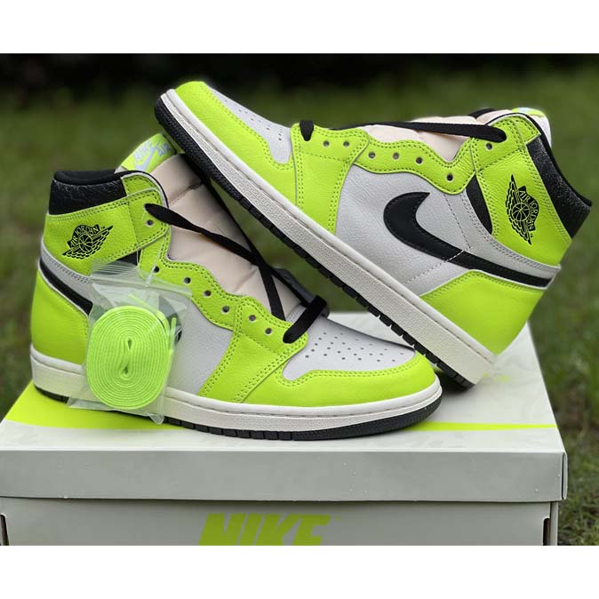 Air Jordan 1 High OG 'Volt' Sneakers   555088-702 - DesignerGu