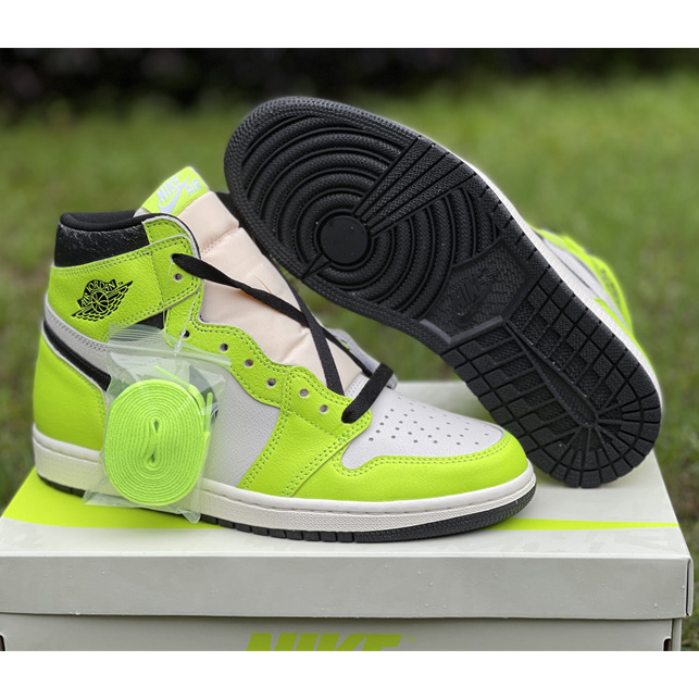 Air Jordan 1 High OG 'Volt' Sneakers   555088-702 - DesignerGu