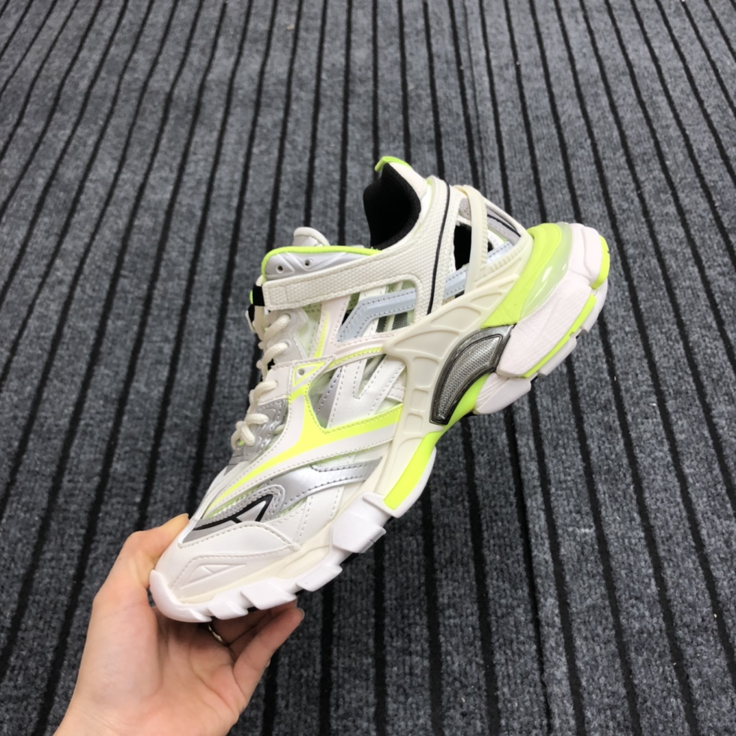 Balenciaga Track.2 Sneaker - DesignerGu