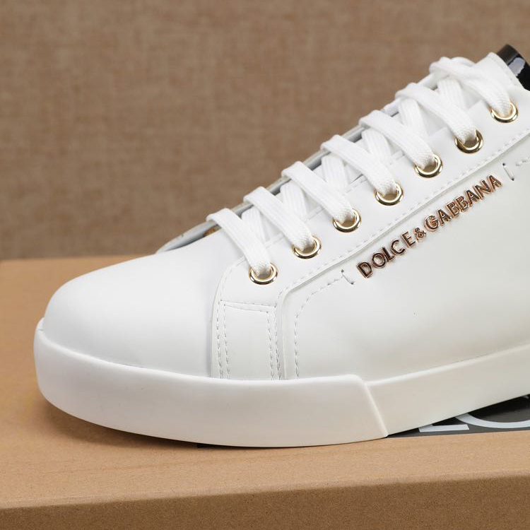 Dolce & Gabbana Sneakers In White - DesignerGu