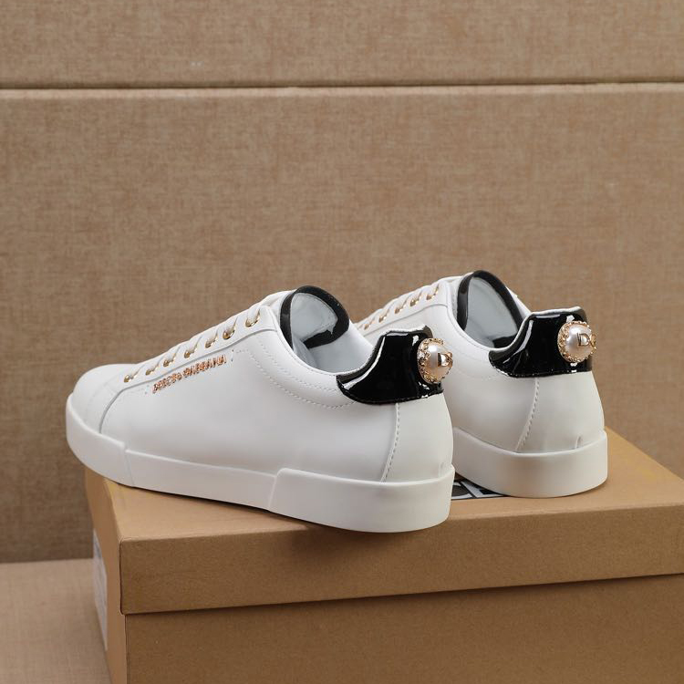 Dolce & Gabbana Sneakers In White - DesignerGu