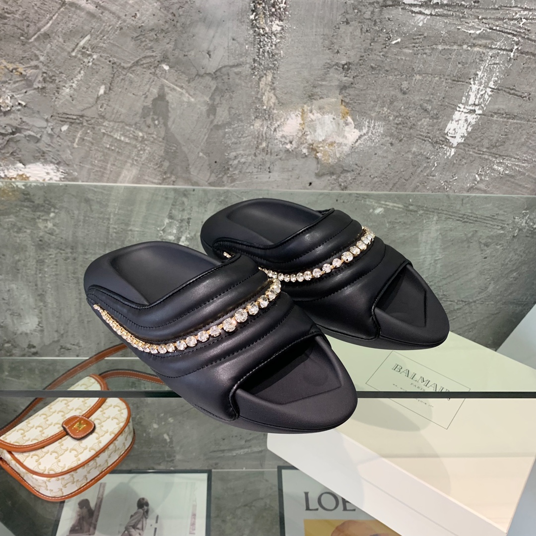 Balmain B-It-Puffy Slides - DesignerGu