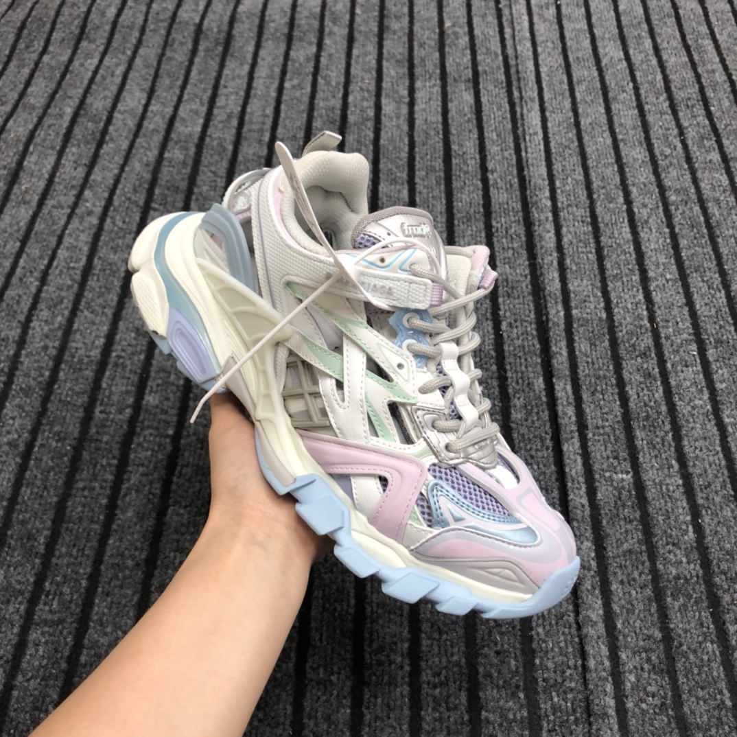 Balenciaga Track.2 Sneaker - DesignerGu