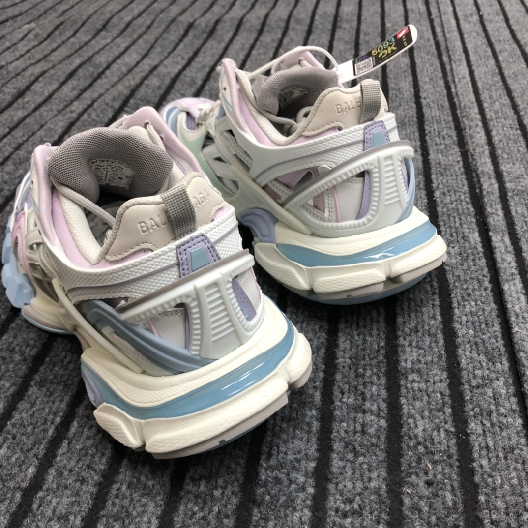 Balenciaga Track.2 Sneaker - DesignerGu