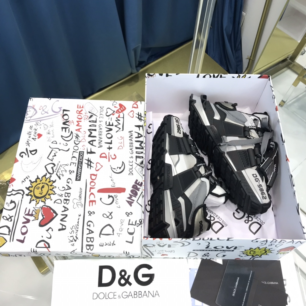 Dolce & Gabbana Mixed-Material Space Sneakers - DesignerGu