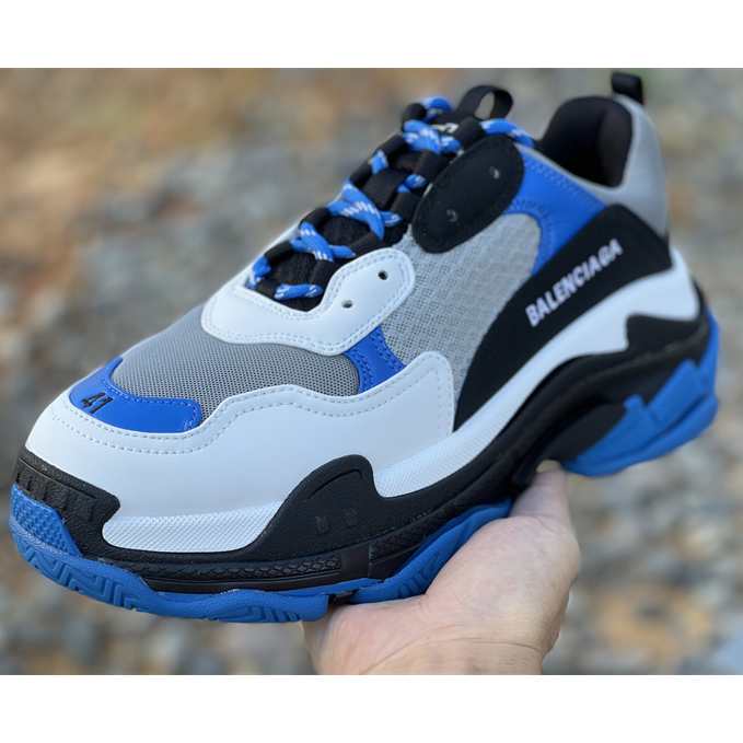 Balenciaga Triple S Sneaker - DesignerGu