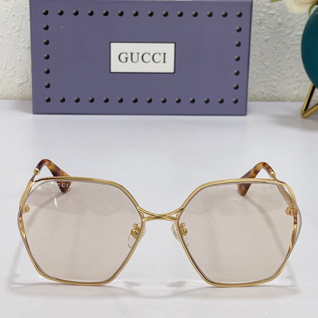 Gucci Sunglasses  GG0818 - DesignerGu