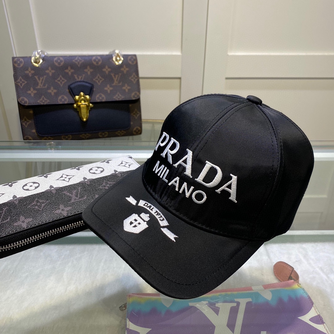 Prada Baseball Cap - DesignerGu