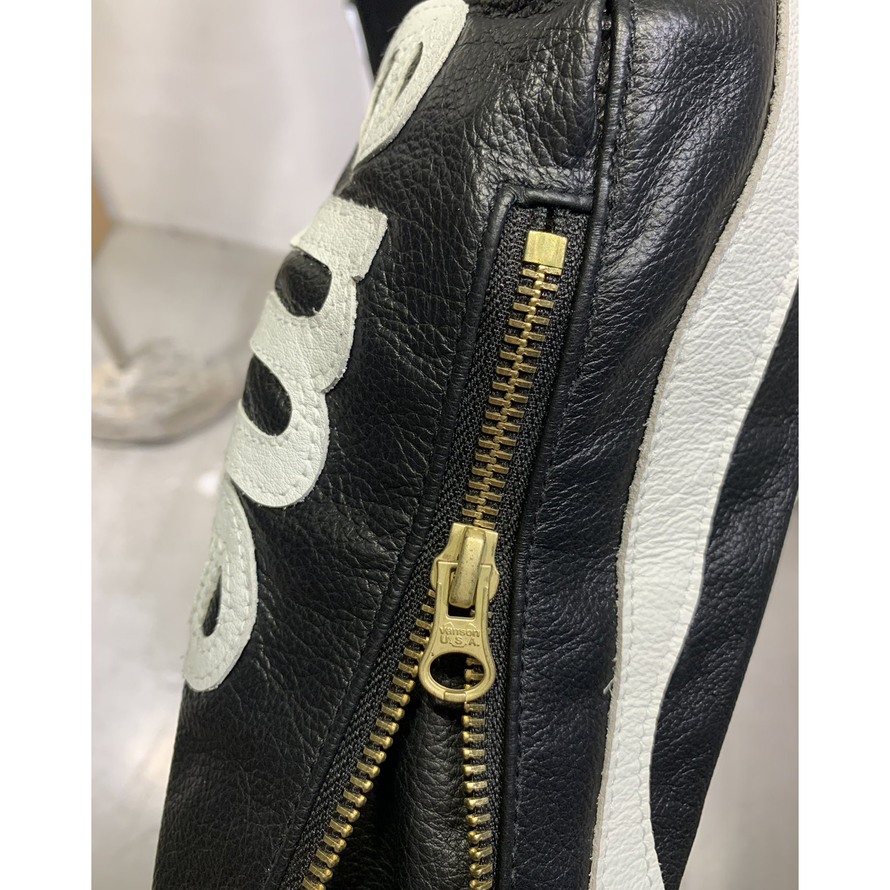 Supreme x Vanson Leather Jacket - DesignerGu
