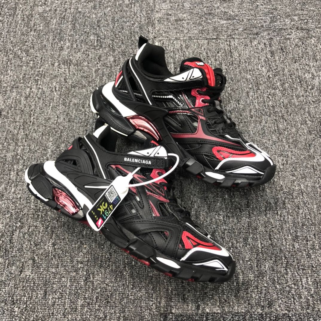 Balenciaga Track.2 Sneaker - DesignerGu