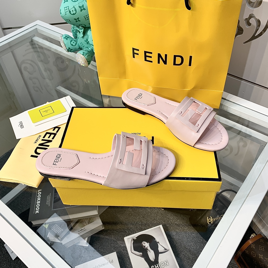 Fendi Signature Pink Leather Slides - DesignerGu