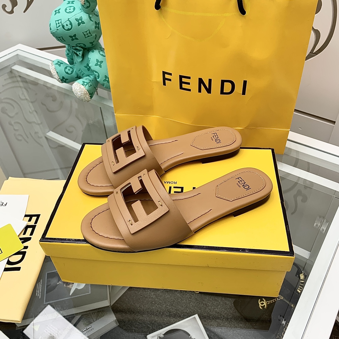 Fendi Signature Brown Leather Slides - DesignerGu