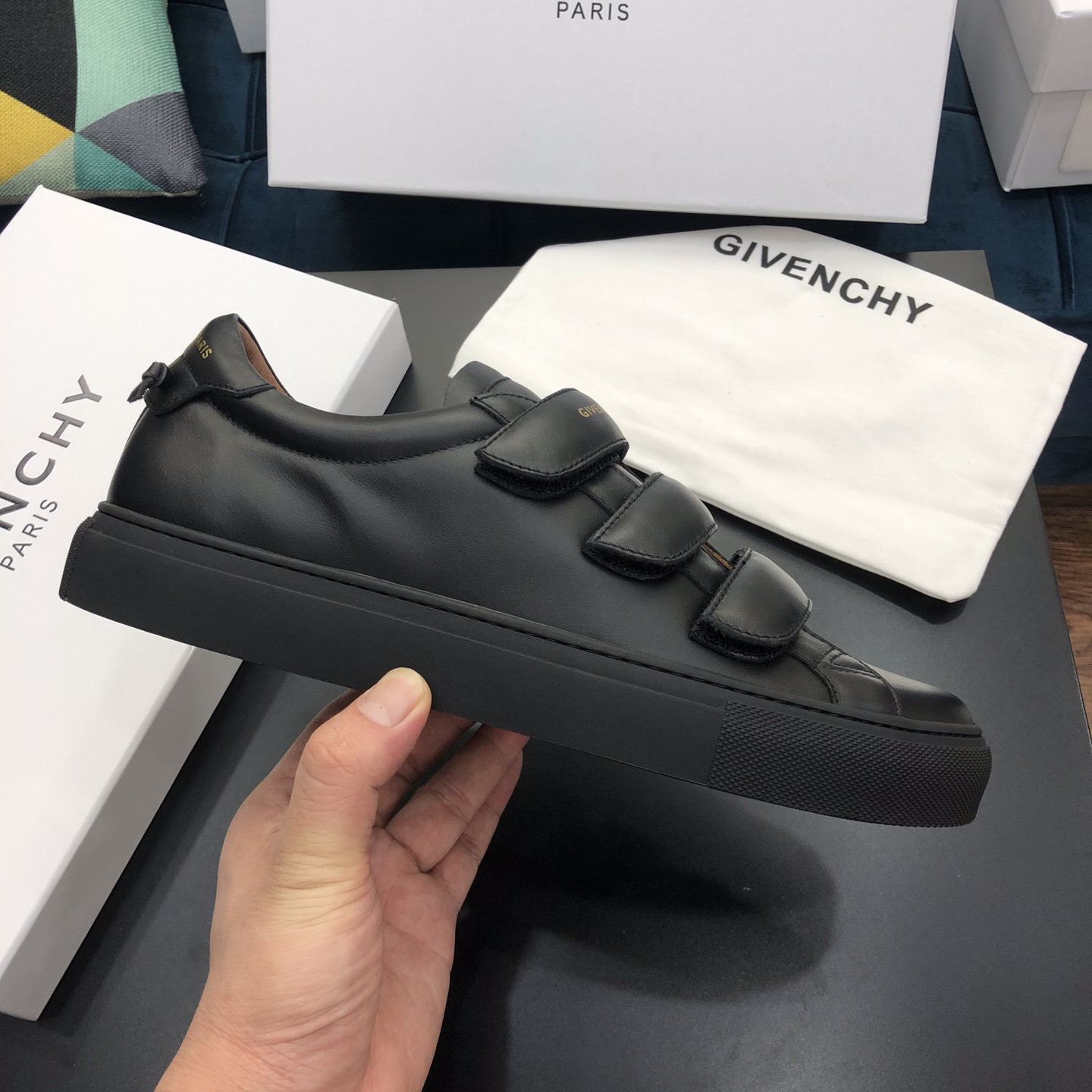 Givenchy Urban Leather Sneakers - DesignerGu