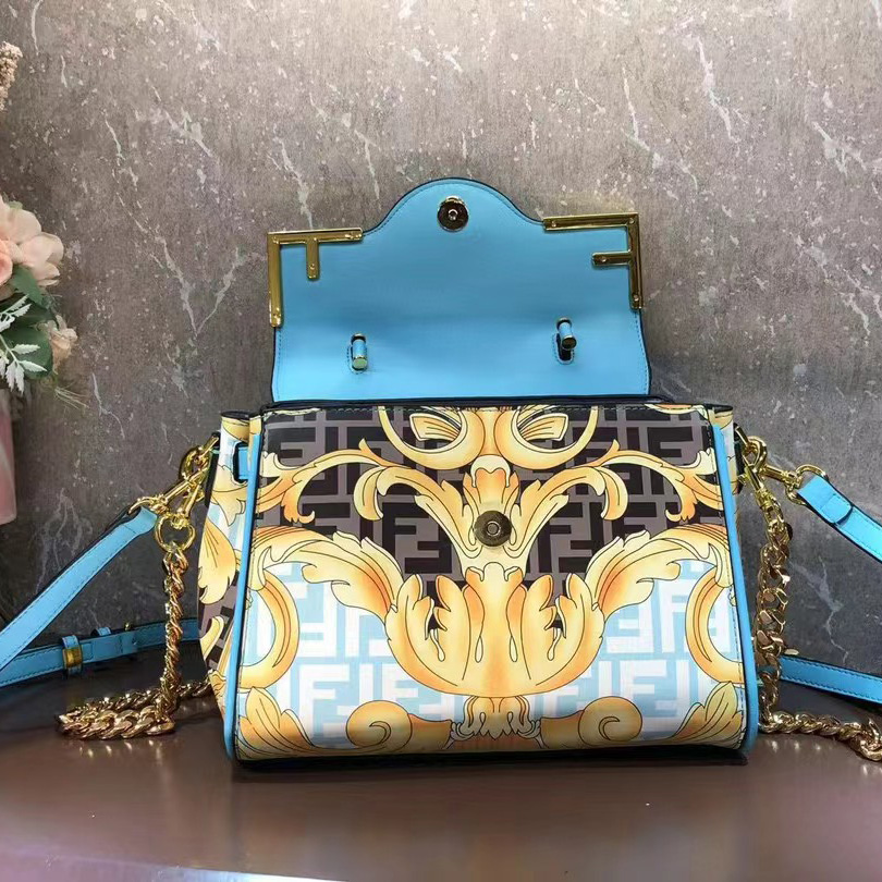 Versace Fendace La Medusa Medium Handbag(25-22-15cm) - DesignerGu