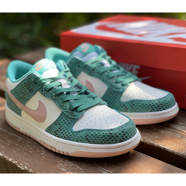 Nike Dunk SB Low ''Snake Skin'' Sneaker    DR8577-300 - DesignerGu