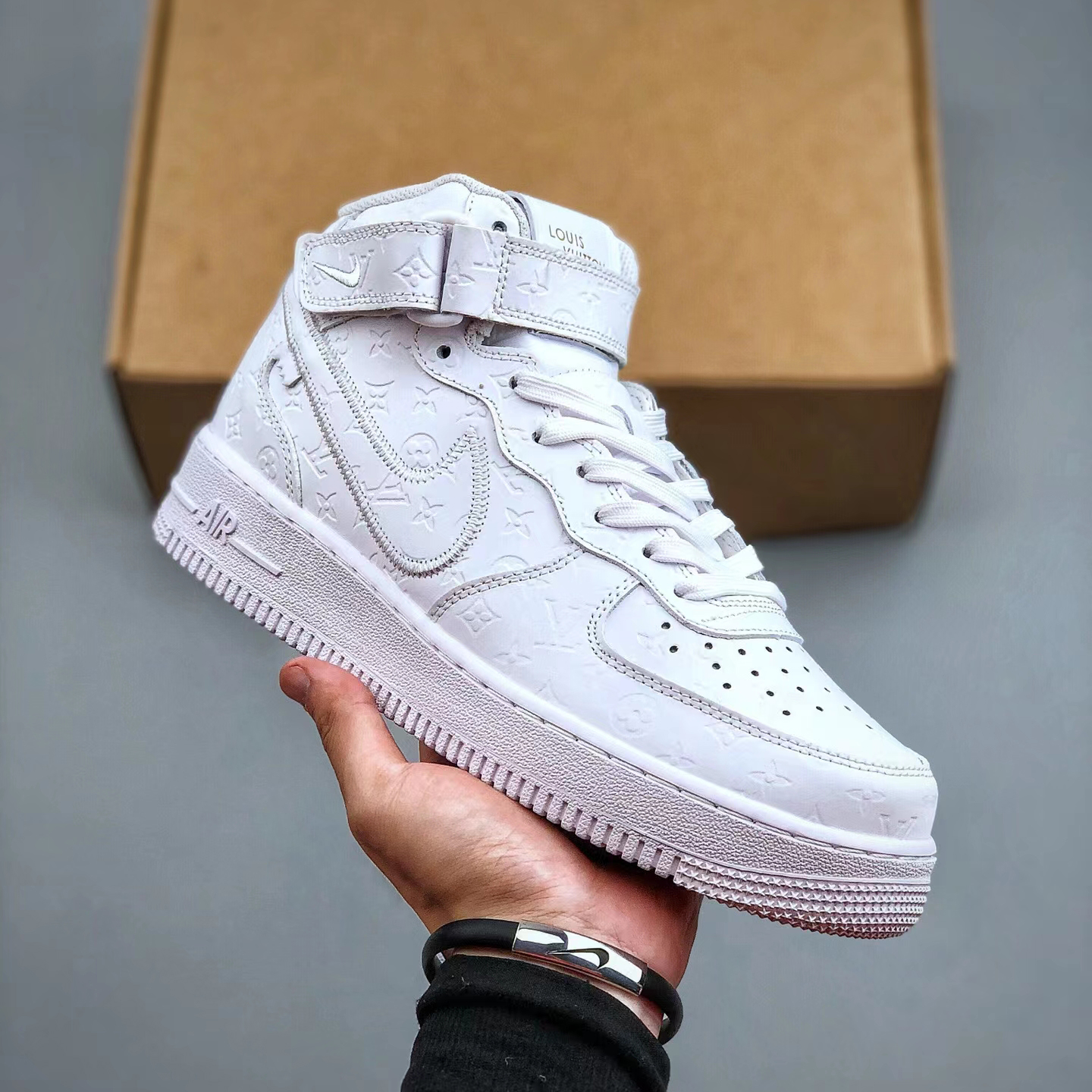 Louis Vuitton X Nike Air Force 1 Sneaker - DesignerGu