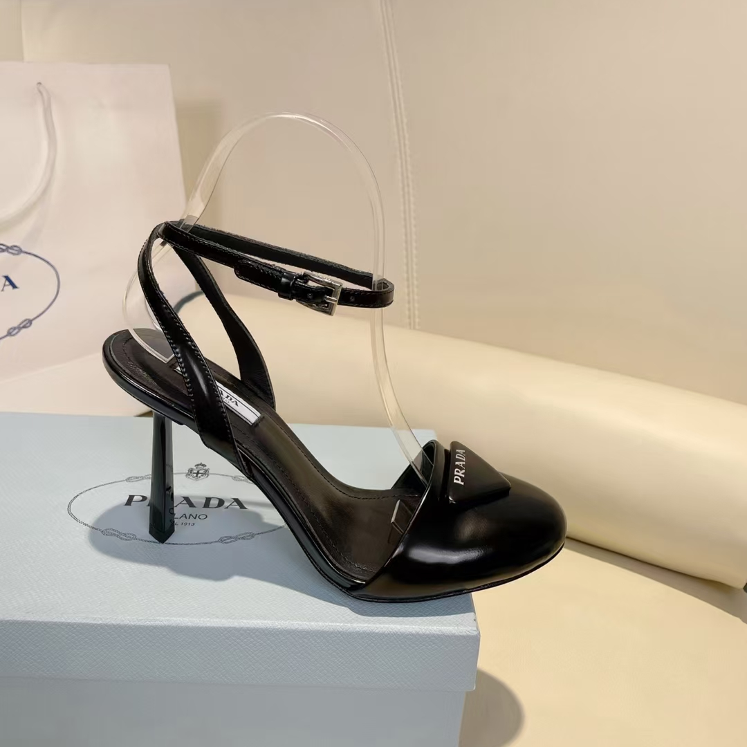 Prada Patent Leather Sling-Back Pumps - DesignerGu