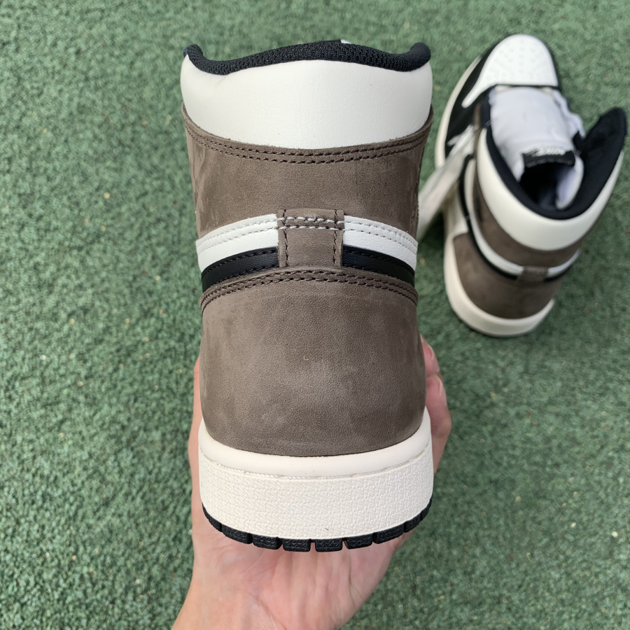 Air Jordan 1 Dark Mocha AJ1 Sneaker - DesignerGu