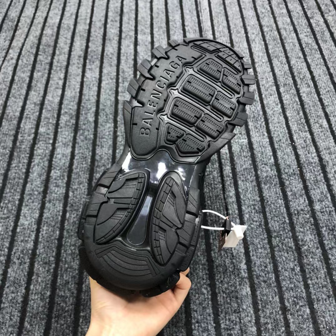 Balenciaga Track  Sneaker - DesignerGu