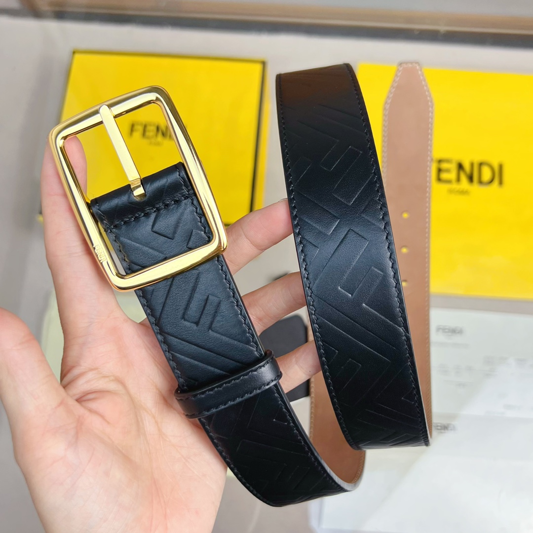 Fendi Leather Belt  - DesignerGu