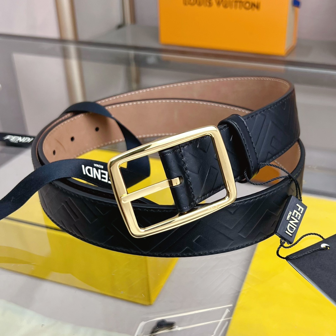 Fendi Leather Belt  - DesignerGu