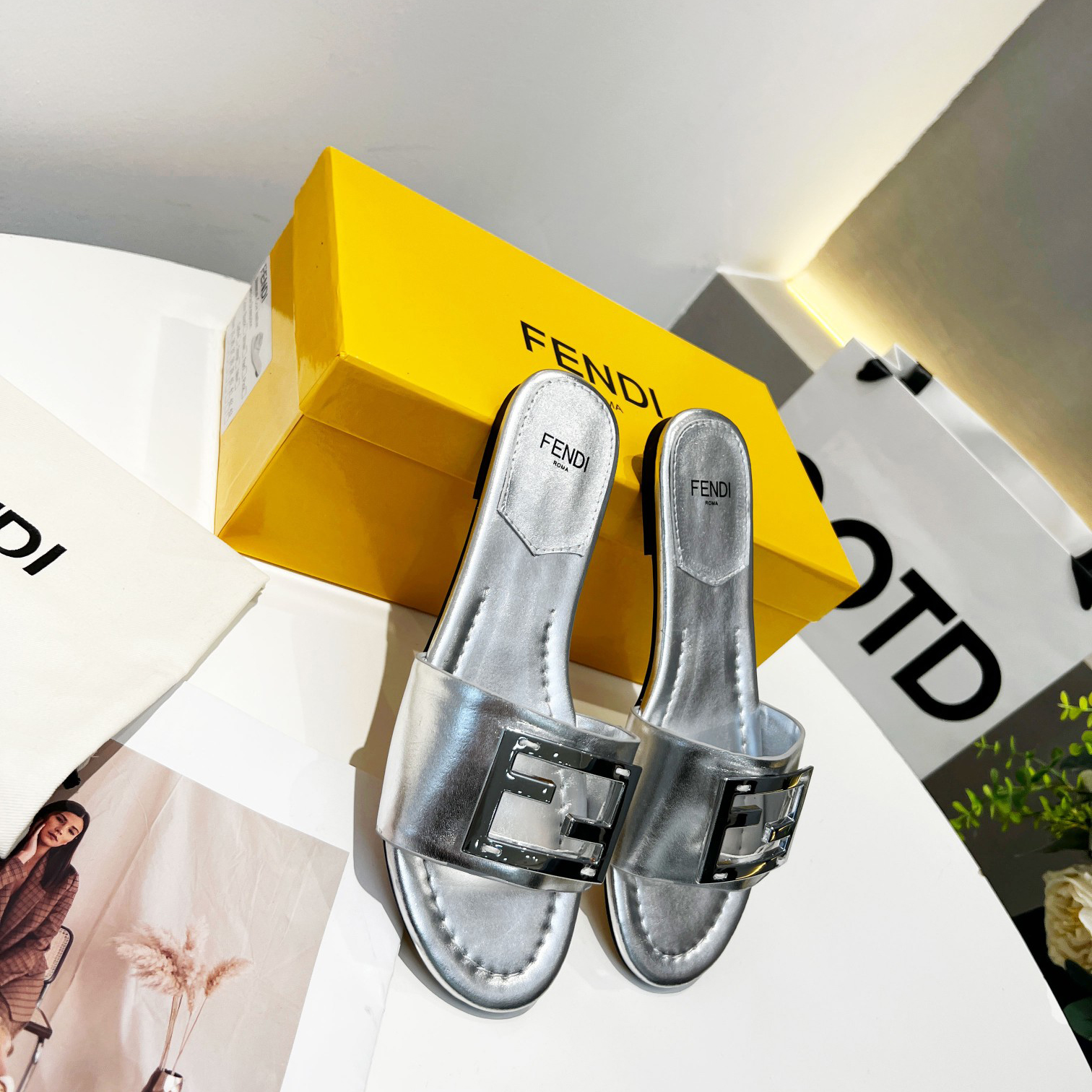 Fendi Baguette Silver Nappa Leather Slides - DesignerGu