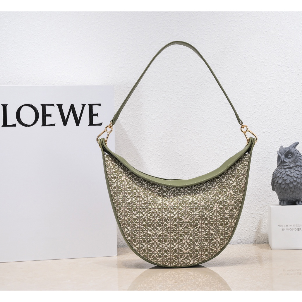 Loewe Luna Bag In Anagram Jacquard And Classic Calfskin(29.5-27-8cm) - DesignerGu